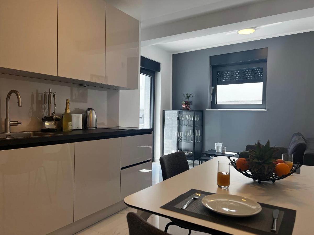 White Pearl Apartments - New Гребащиця Екстер'єр фото