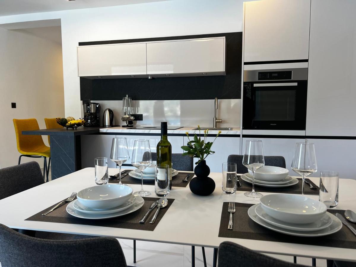 White Pearl Apartments - New Гребащиця Екстер'єр фото