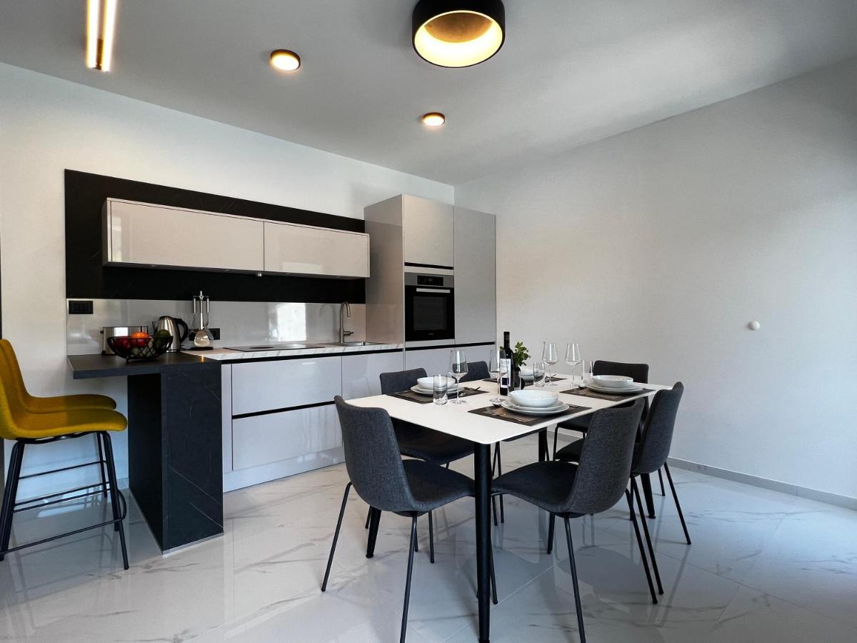 White Pearl Apartments - New Гребащиця Екстер'єр фото